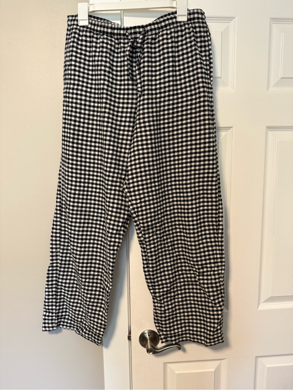 Gap black and white check flannel pj pants. M.